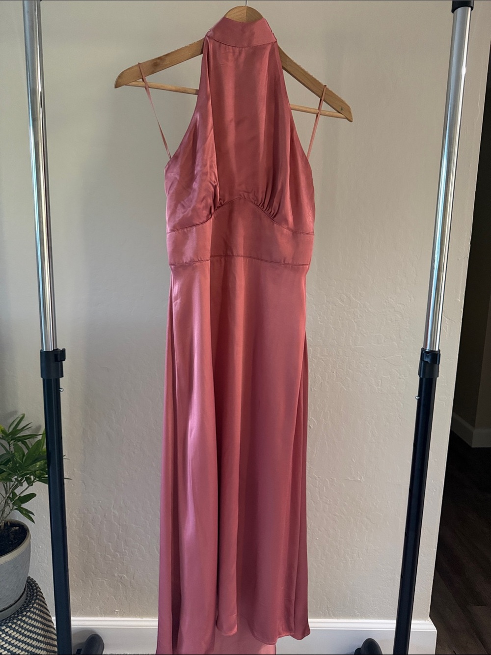 NWT Abercrombie & Fitch Rose Pink Halter Satin Maxi Dress High-low Size S - Picture 2 of 6
